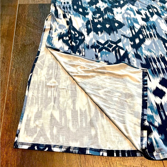 Banana Republic Blue and White Abstract Printed Maxi Skirt Size L. - Picture 5 of 5